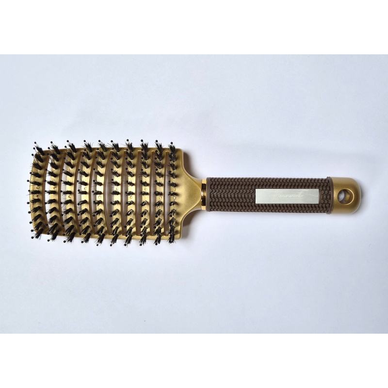 Salon Haarwerk THE BRUSH